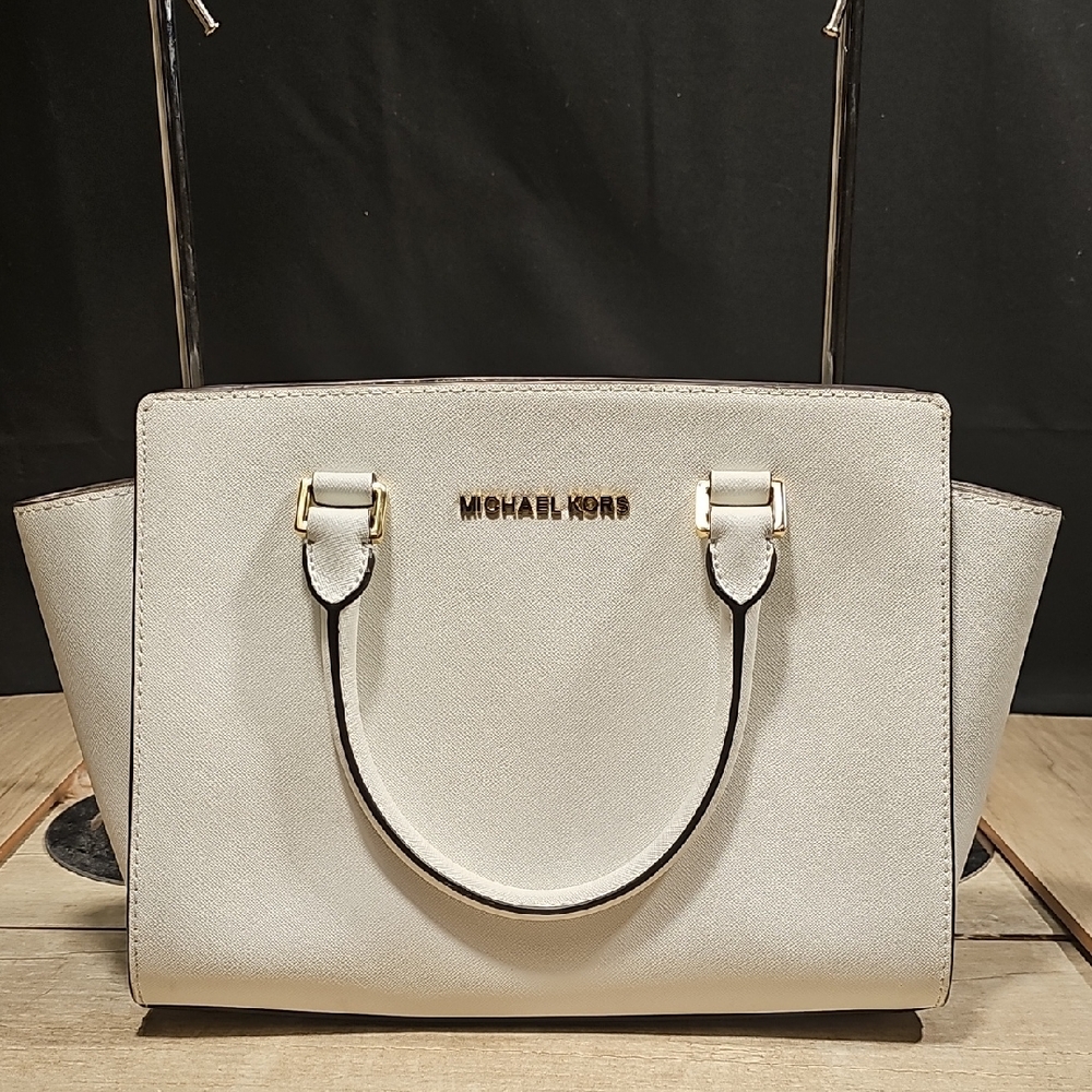 Michael Kors Elegant Cream Satchel